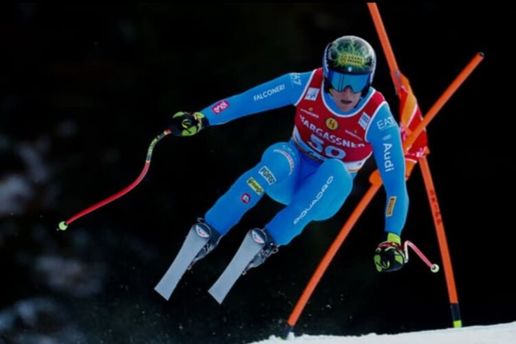 Lo sciatore Giovanni Franzoni in azione