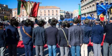 Stop al “Sì!” nell’inno di Mameli: la scelta che fa discutere. Ecco come va cantato ora