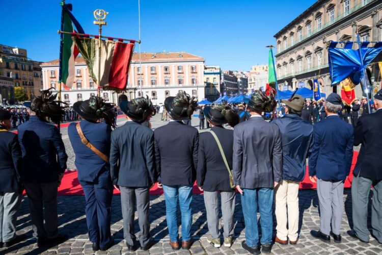 Stop al “Sì!” nell’inno di Mameli: la scelta che fa discutere. Ecco come va cantato ora