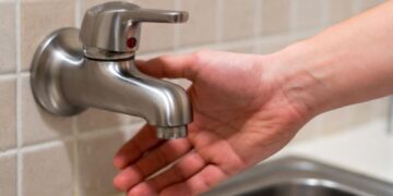 Crisi idrica in Puglia, firmata un'ordinanza per razionare l'acqua: la situazione