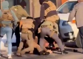 Minneapolis, ombre e polemiche sulla morte di Alex Pretti: gli aggiornamenti