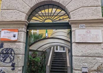 La scuola 'Domenico Chiodo' dove oggi uno studente diciottenne è stato accoltellato