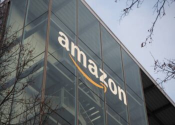 Amazon taglia 16mila posti