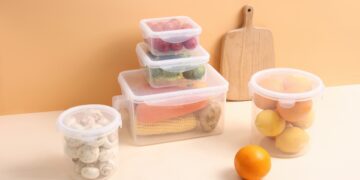 Come pulire i contenitori di plastica