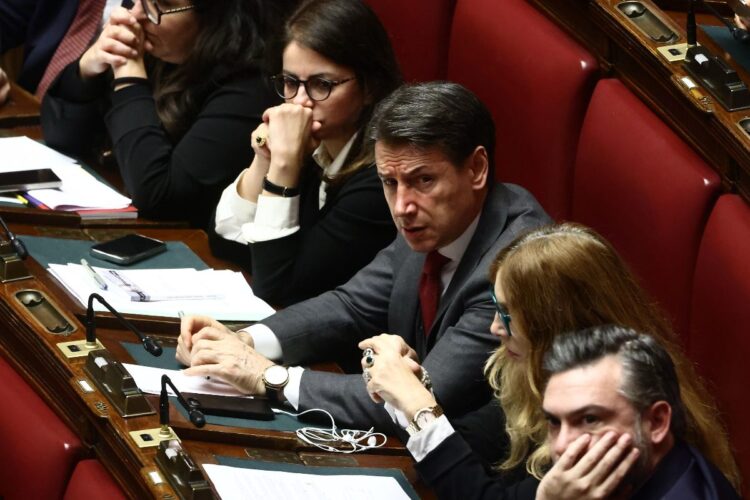Conte attacca il governo