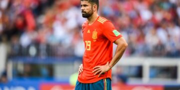 Diego Costa contro il suo ex allenatore ai tempi del Chelsea Antonio Conte