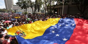 Gli annunci di Trump e i retroscena sugli attacchi in Venezuela