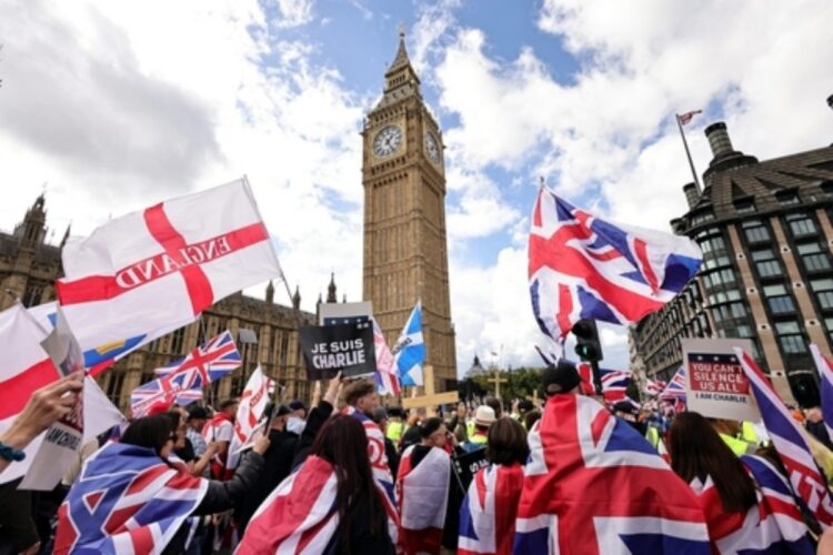 Human Rights Watch lancia l'allarme per la GB