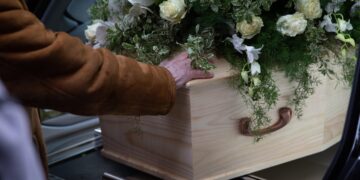I funerali dei giovani italiani morti a Crans-Montana