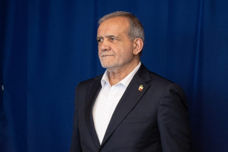 Iran, le parole di Pezeshkian contro USA e Ue