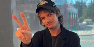 Joe Keery supera Taylor Swift