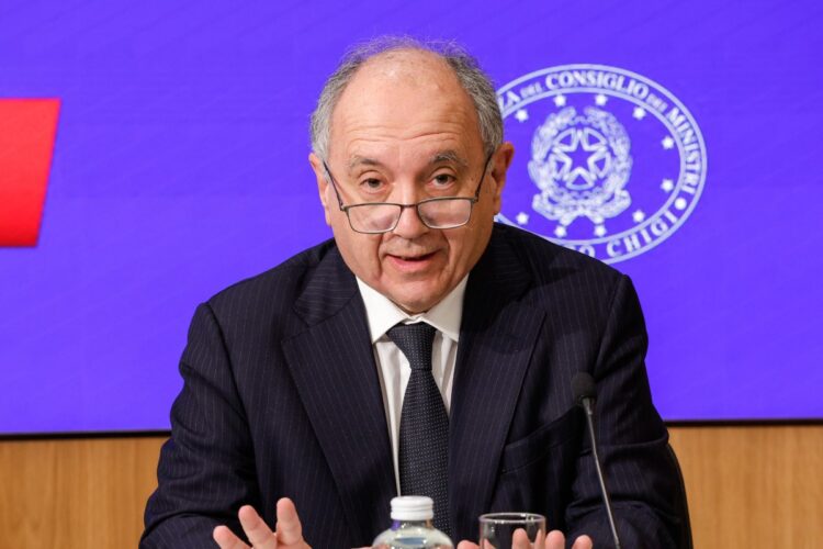 L'ambasciatore in Svizzera Gian Lorenzo Cornado