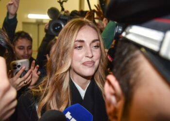 L'arrivo di Chiara Ferragni in tribunale