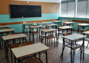 Le proteste contro i metal detector a scuola