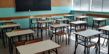 Le proteste contro i metal detector a scuola