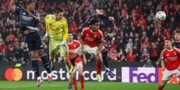 Lo stacco imperioso di Anatoliy Trubin