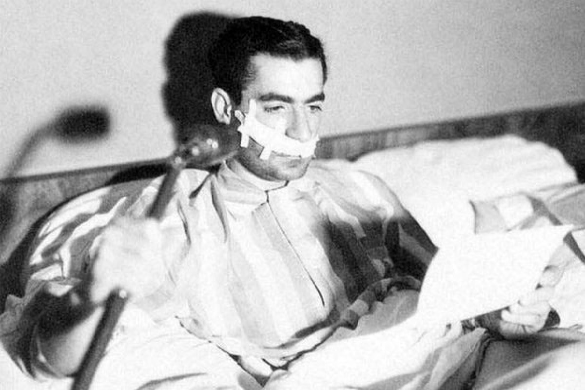 Nel 1949 Mohammad Reza Pahlavi sopravvisse a un tentato omicidio