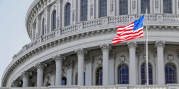 Nuove sanzioni USA contro le navi fantasma dell'Iran