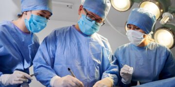 Stretta sulla chirurgia estetica in Cina