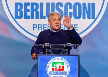 Tajani risponde alle critiche