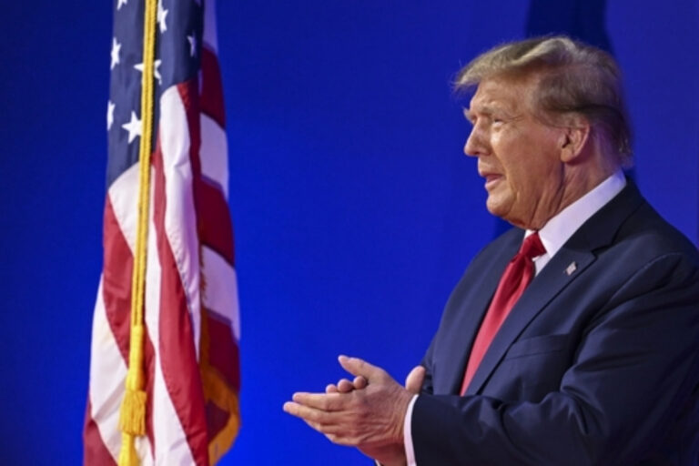 Trump sulla possibilità di dazi ai Paesi in disaccordo con gli Usa sulla Groenlandia