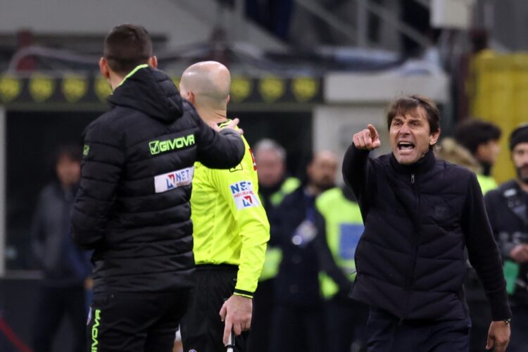 Un furioso Antonio Conte