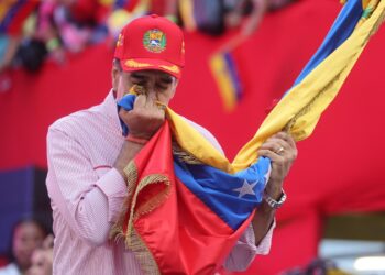 Venezuela: Maduro apre ai colloqui con gli USA