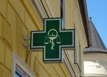 Il logo di una farmacia