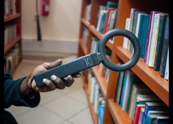 Metal detector portatile