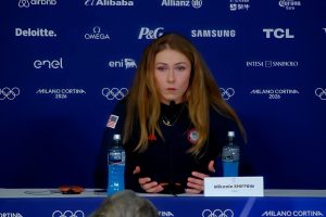 Milano Cortina, Shiffrin: “C’è dolore nel mondo, difficile conciliare questo alla gara” (ENG)
