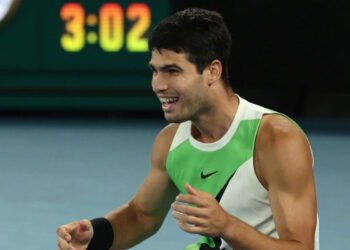 Alcaraz vince gli Australian Open e batte tutti i record