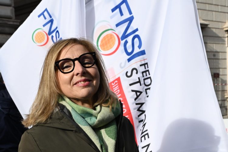Alessandra Costante chiede maggiori finanziamenti per l'informazione giornalistica