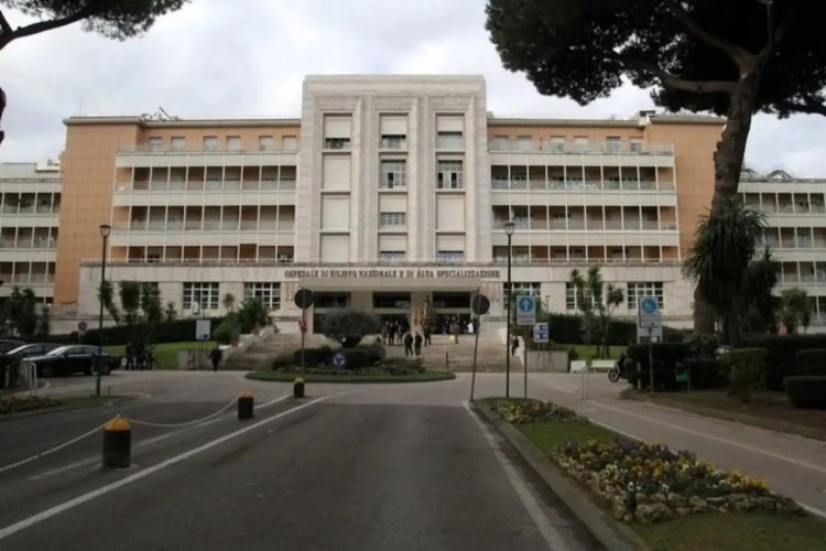 Bimbo trapiantato con un cuore bruciato