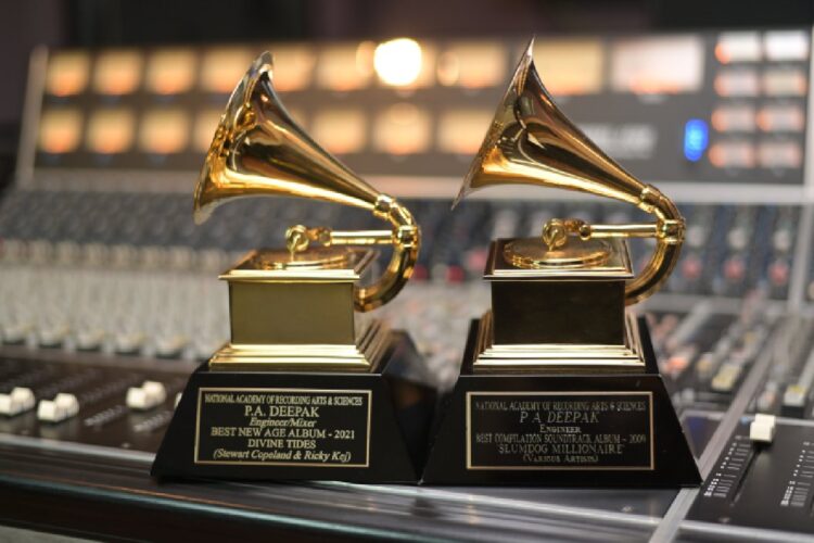 Due Grammy Awards