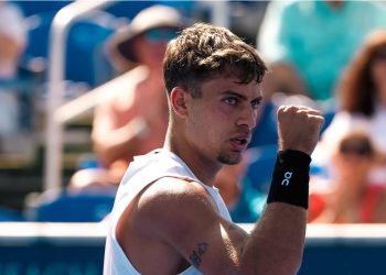 Flavio Cobolli in semifinale contro Korda nell'ATP 250 di Delray Beach