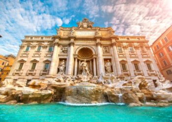 Fontana di Trevi, critiche del Financial Times per i ticket