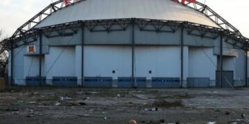 Gli antagonisti occupano l'ex Palasharp a Milano