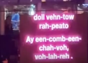 Il gobbo di Mariah Carey alla cerimonia di apertura dei Giochi Olimpici di Milano-Cortina