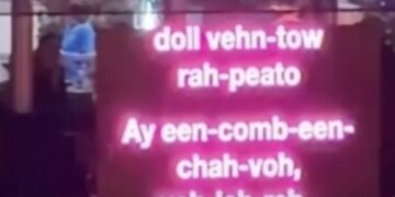 Il gobbo di Mariah Carey alla cerimonia di apertura dei Giochi Olimpici di Milano-Cortina