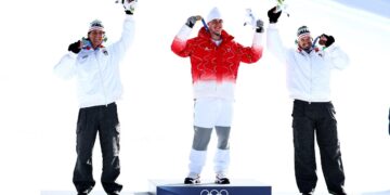 Il podio della discesa olimpica