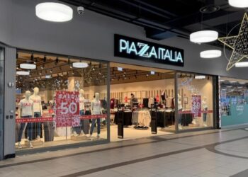 Piazza Italia nei guai per sfruttamento del lavoro