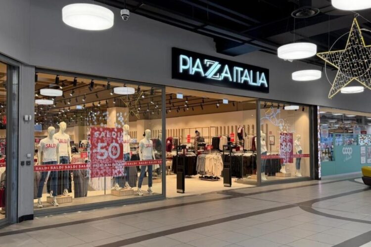 Piazza Italia nei guai per sfruttamento del lavoro