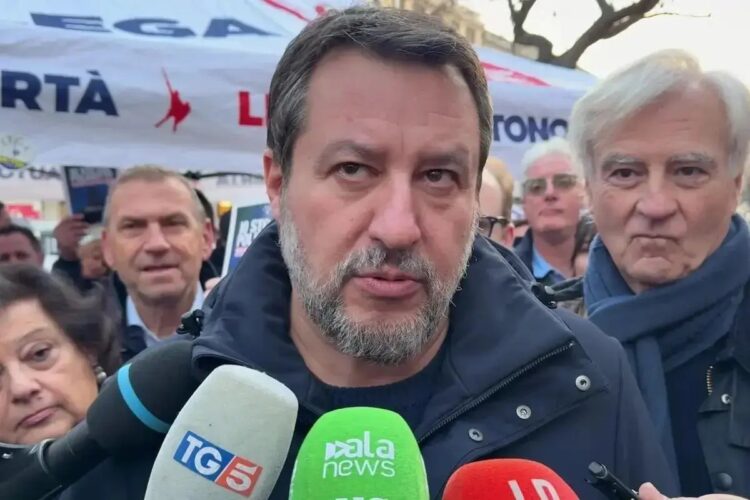 Sabotaggi ai treni: commenti del Viminale e di Salvini