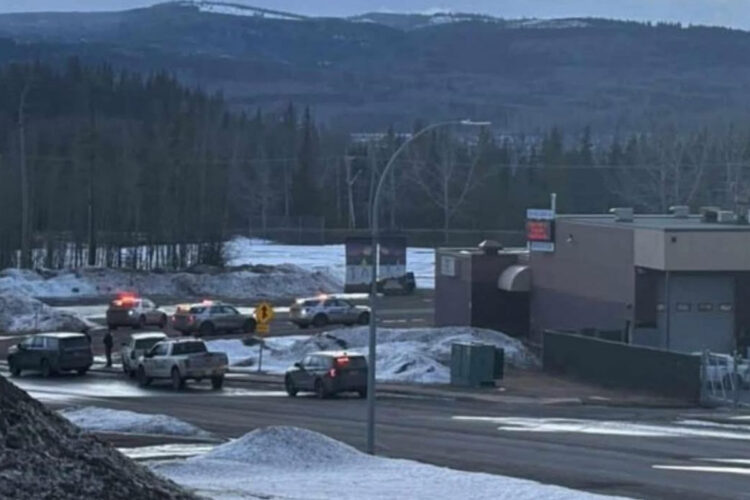 Sparatoria in una scuola in Canada