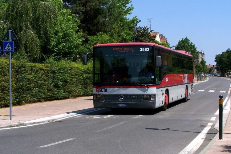 Un autobus di SETA