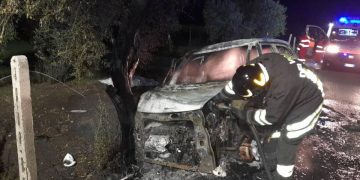 Uomo arrestato per aver inscenato un incidente e nascosto l'omicidio della moglie