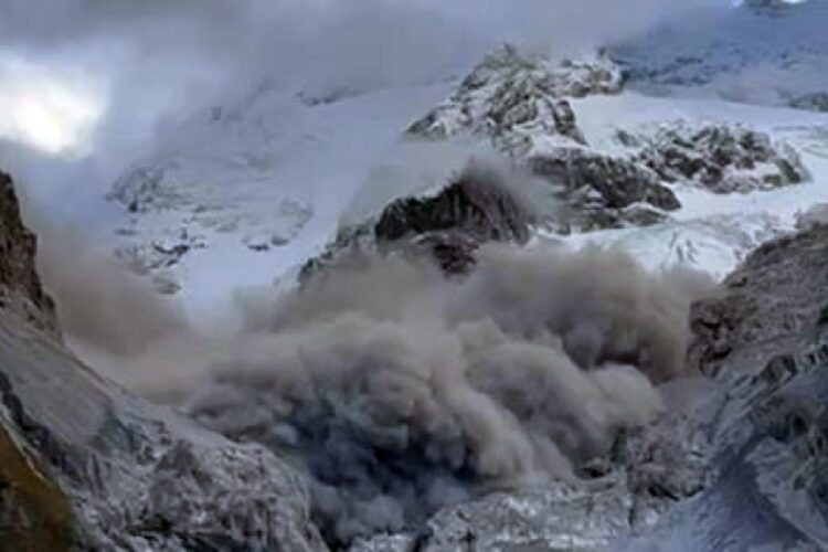 Valanga sull'Ortles
