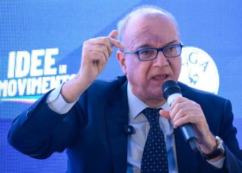 Valditara sui metal detector a scuola