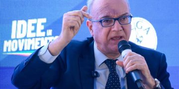 Valditara sui metal detector a scuola