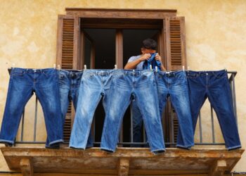 In Sardegna i jeans hanno una vita più lunga: ecco cosa fare per curarli al meglio
